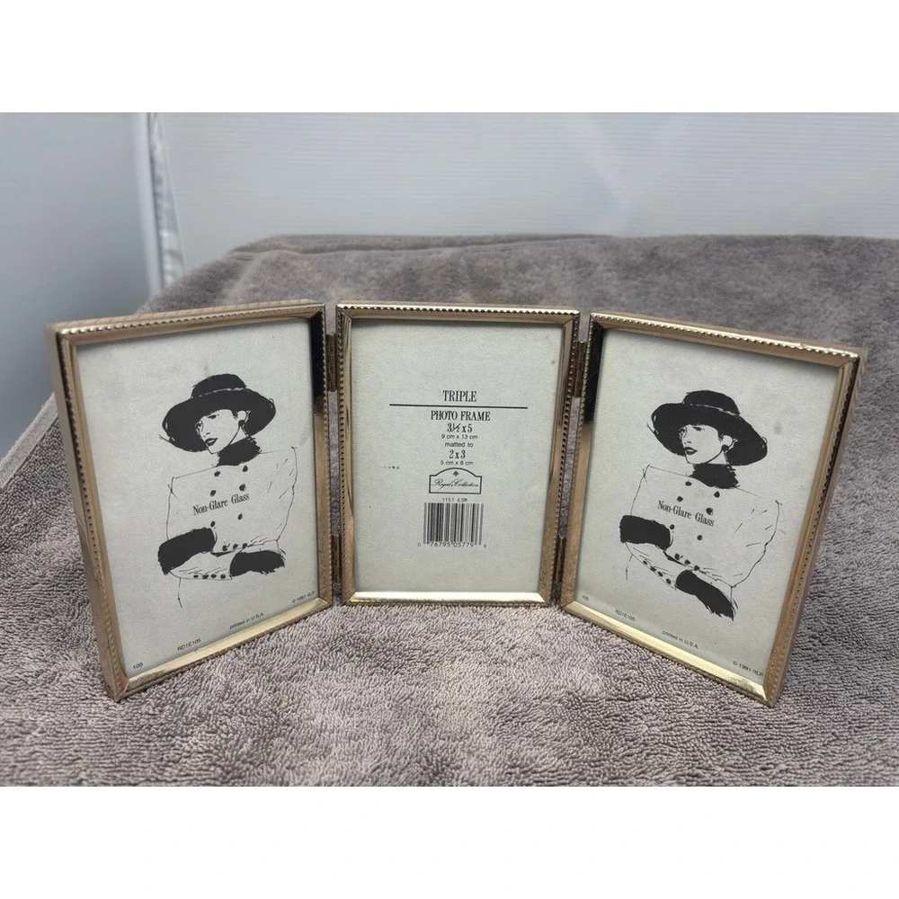 Vintage Triple Hinged Picture Frame Gold Tone 3.5x5 Folding Tabletop Photo